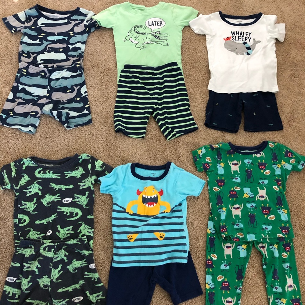 Boys 5T Carter’s pj sets